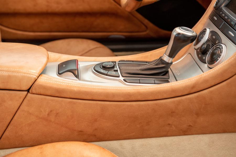 Детали интерьера Fisker Tramonto (002/015) 2006 года  (фото 55 из 105)